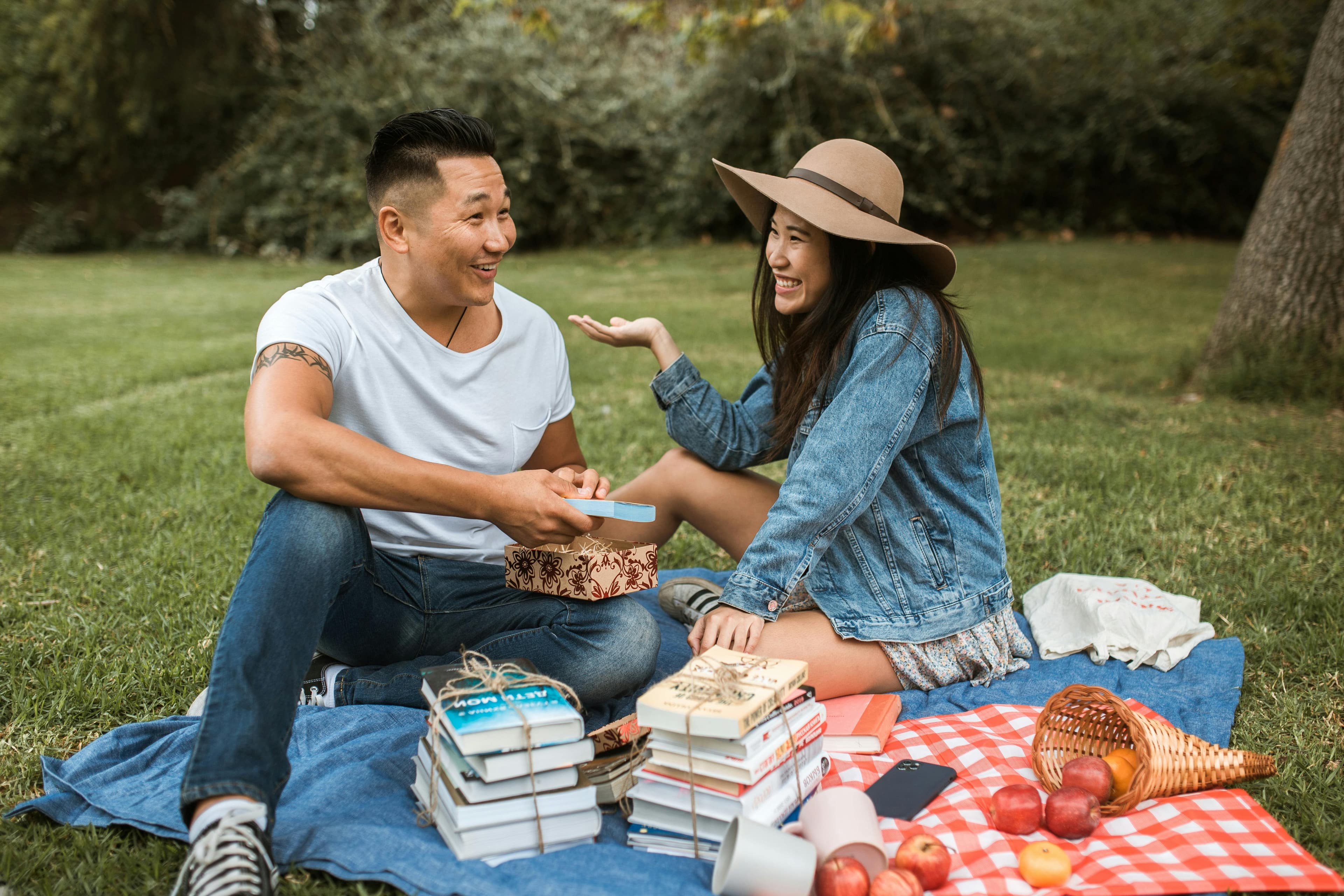 Couple on a book date
